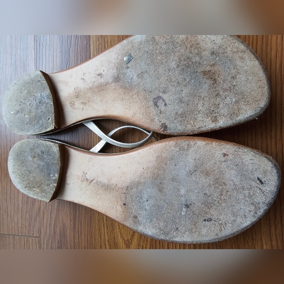 Manolo Blahnik Slip On Slides Strappy Sandals Gold 38 1/2 Fit Size 8 - Picture 4 of 5